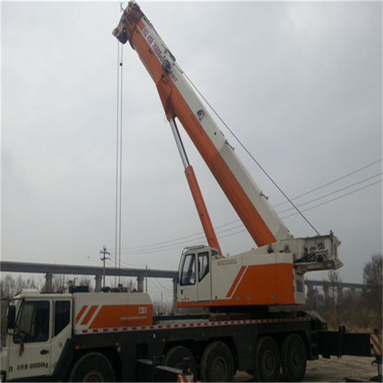 武宁12吨吊车能吊多少米高